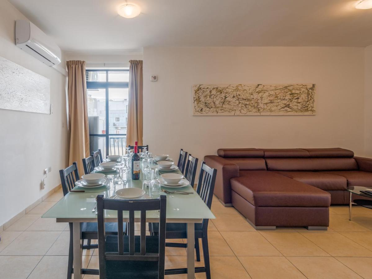 Apartment Seashells 2 Bedroom With Terrace, Just Off The Bugibba Promenade - By Getwaysmalta St. Paul's Bay